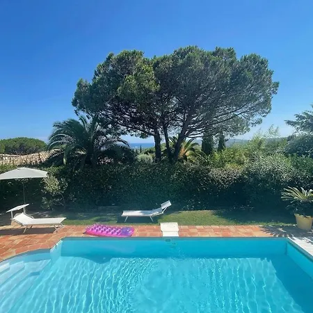 Charming Provencal Mas With Amazing Sea View And Pool